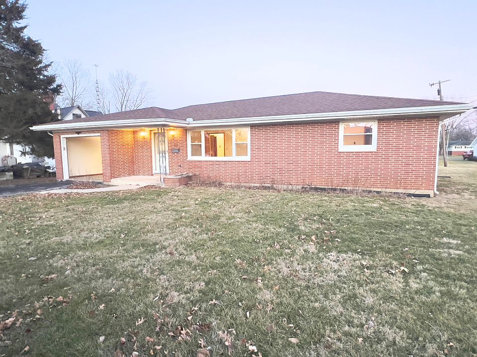 1st image of 123 E Lawn Ave