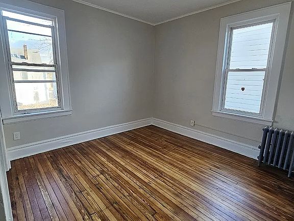 3rd image of 256 Munn Ave #2R