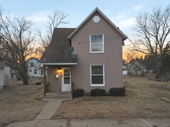 119 Douglas Ave, Dixon, IL 61021