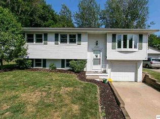 2222 Saint Celia St, Dubuque, IA 52002