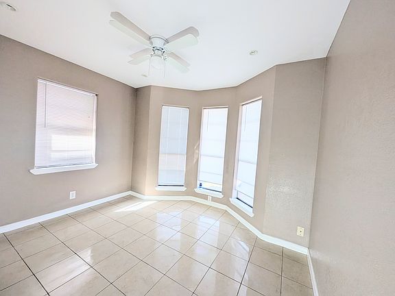 4th image of 74 S Bernal Dr