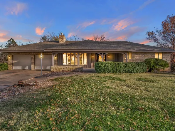 244 Tanglewood Dr, Marion, KS 66861