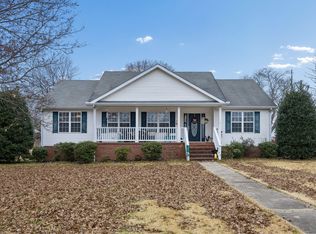 301 W King St, Morrison, TN 37357