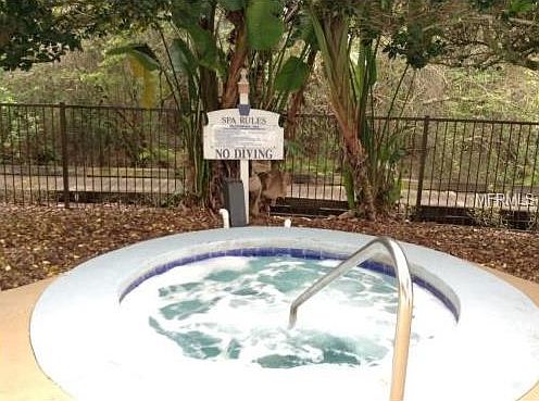 5th image of 8516 Island Breeze Ln Unit 102