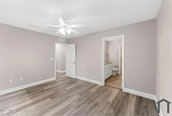 1526 W 35th St — Photo 16