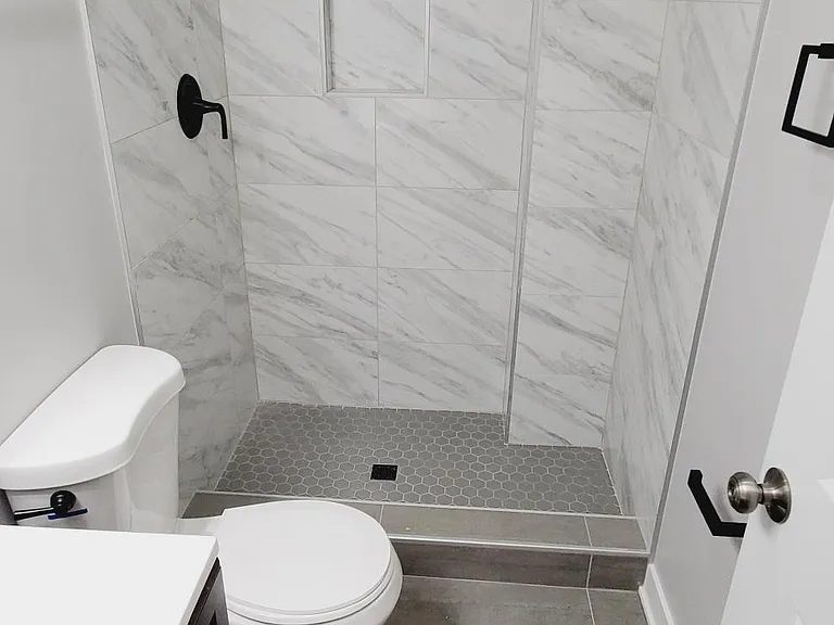3228 W Potomac Ave #1 — Photo 4