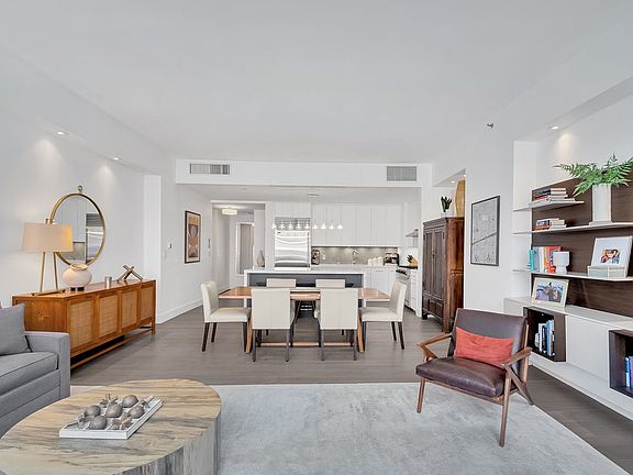 3rd image of 505 Greenwich St APT 3A