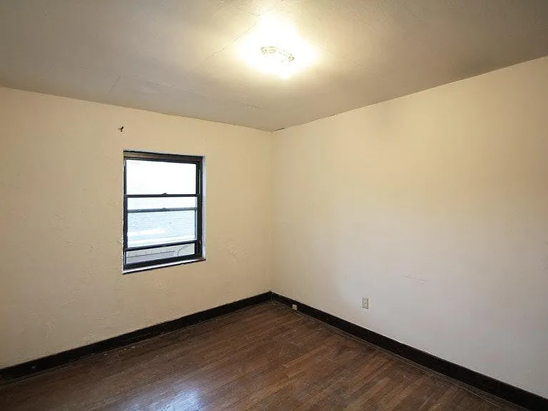 7915 Saint Lawrence Ave #1 — Photo 6