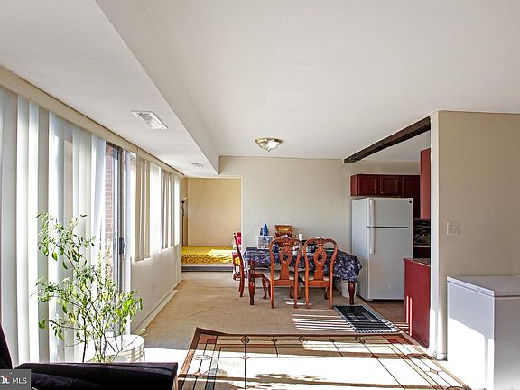 4th image of 5801 Quantrell Ave APT 207