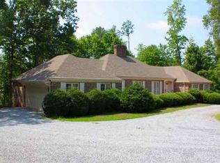 850 Club Rd, Tryon, NC 28782