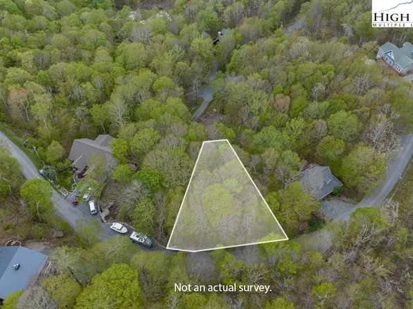 122 Wintergreen Way, Beech Mountain, NC 28604