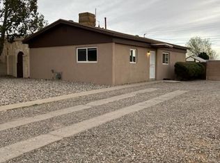 4806 Mescalero Rd NE, Albuquerque, NM 87110