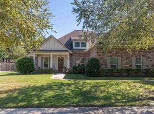 574 Theakston St, Fairhope, AL 36532
