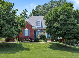 1900 Grand Villa Dr, La Grange, KY