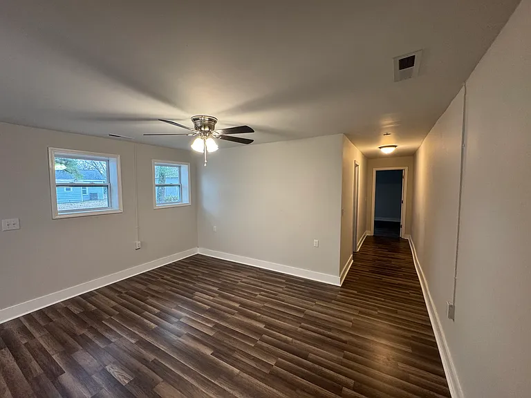 3715A Pulaski Pike NW — Photo 5