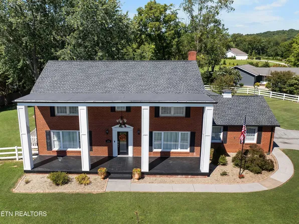 1351 Grand Colony Ln, Powell, TN 37849