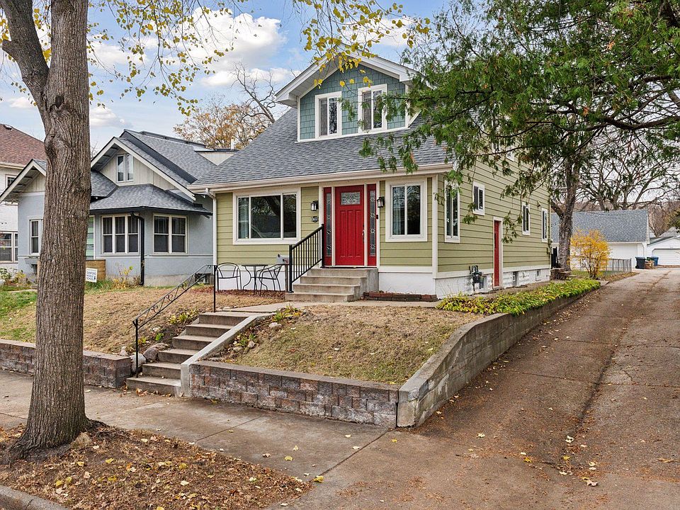 1st image of 3612 33rd Ave S
