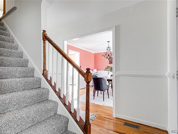 4th image of 5018 Drayton Dr
