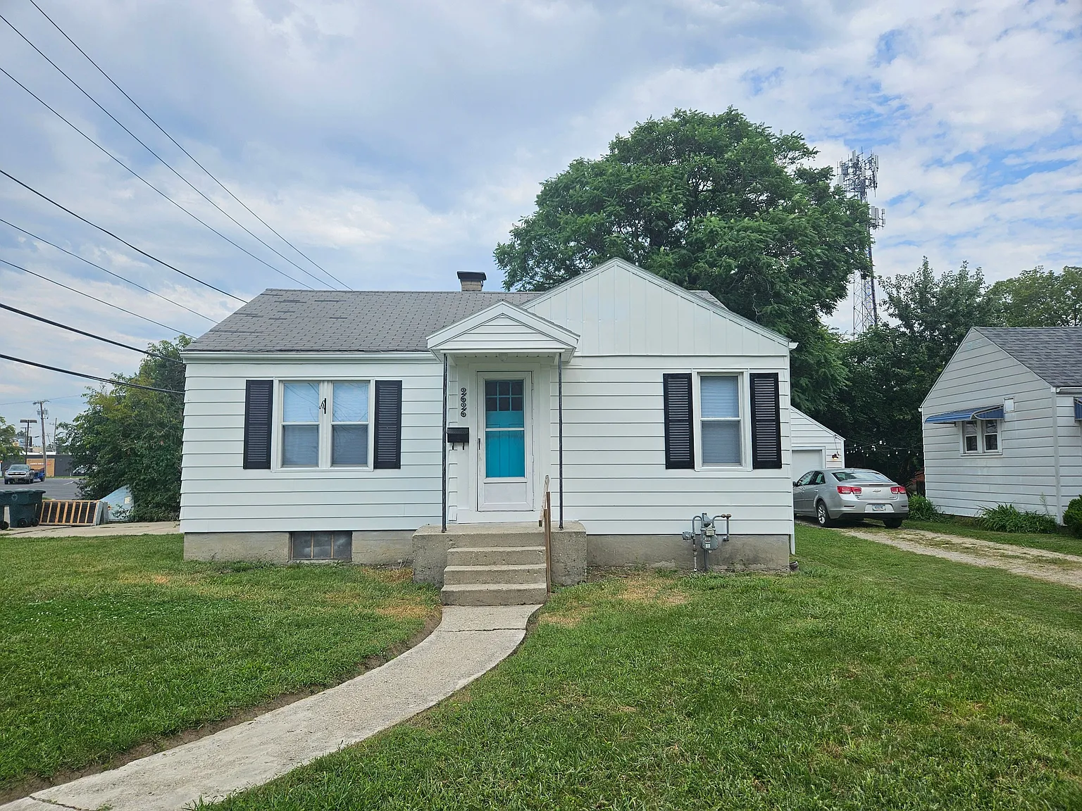 2 bed, 1.0 bath, 777 sqft, $1,150 — Photo 1