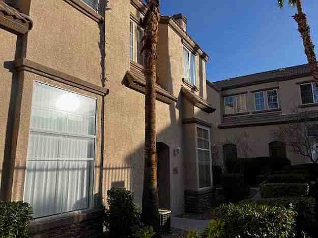 1st image of 1501 Couples St