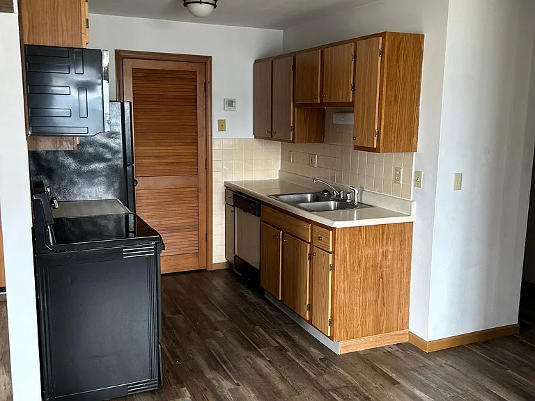 537 Vicksburg Dr #12 — Photo 22