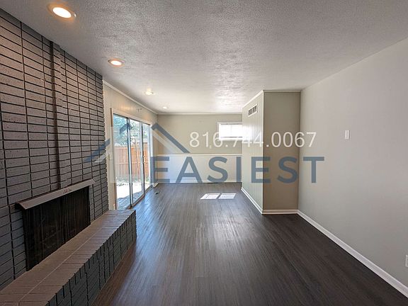 3rd image of 8833 Madison Ave
