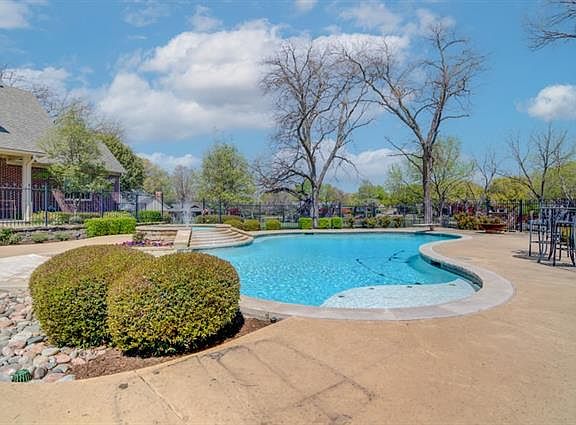 4th image of 5120 Corinthian Bay Dr