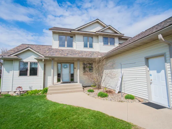 721 3rd Ave NW, Melrose, MN 56352