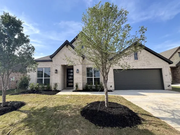 315 Bowrider Ln, Granbury, TX 76049