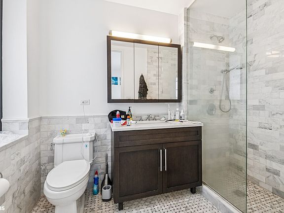 5th image of 2721 44th Dr APT 2302