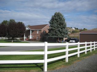1500 Mapleway Rd, Yakima, WA 98908