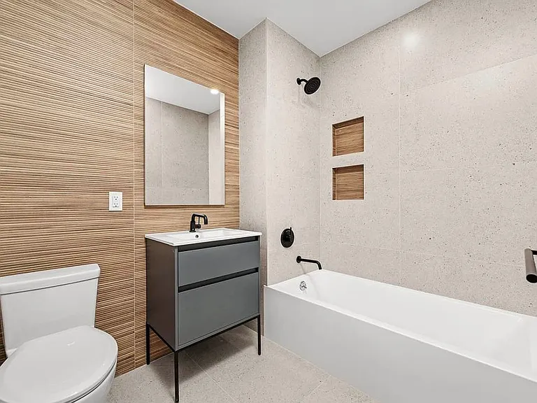 1615 Cedar St #8B — Photo 7