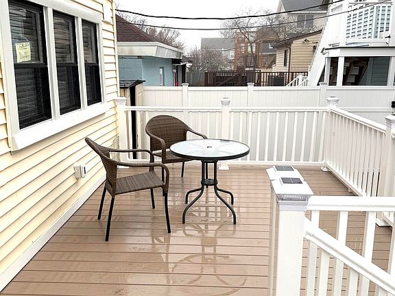 4th image of 110 W Buttercup Rd #5