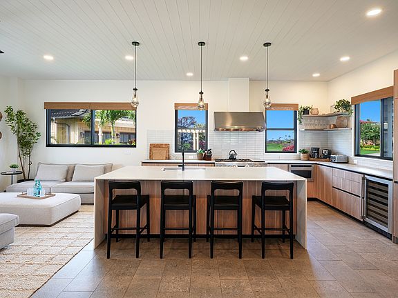 3rd image of 5020 Lau Nahele St