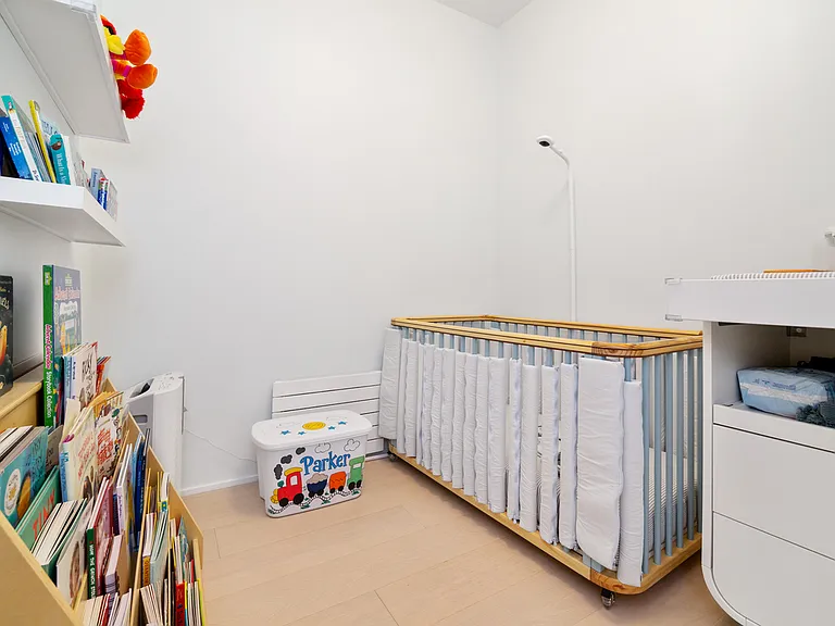 130 William St #12C — Photo 8