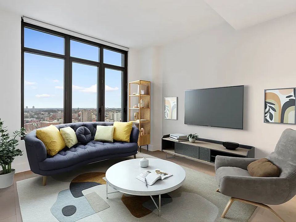 1st image of 92-27 160th St #1817