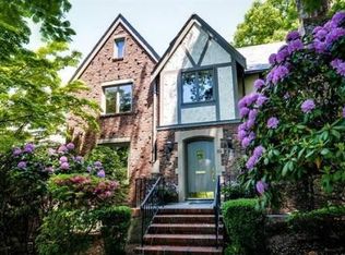 32 Maugus Ave, Wellesley, MA 02481