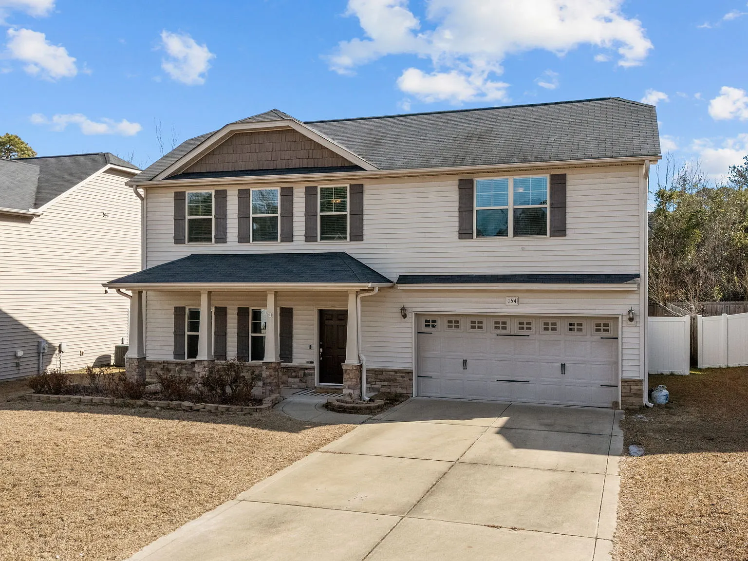 3 bed, 2.5 bath, 1628 sqft, $1,995 — Photo 3