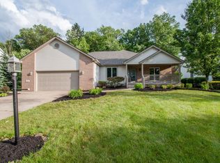 6041 Boulder Creek Dr, Youngstown, OH 44515