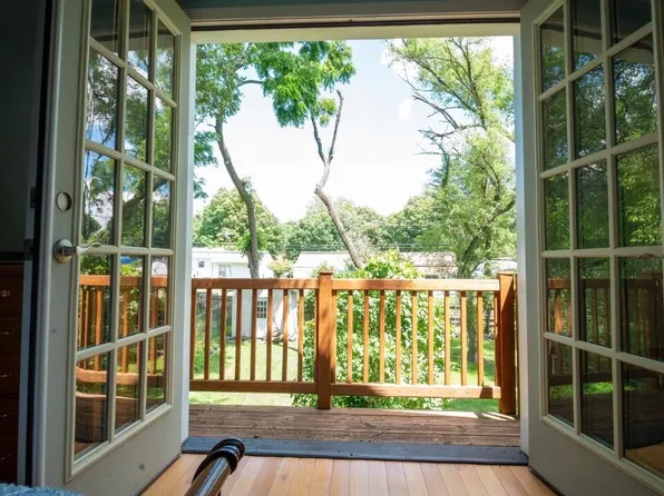 3473 La Salle Dr, Ann Arbor, MI 48108