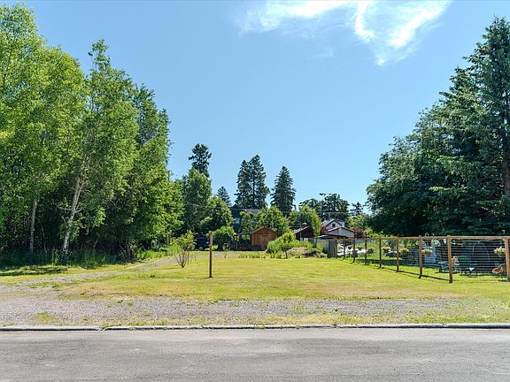 4th image of 5 Park Ave Lot 19 & 20