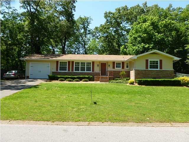1st image of 1010 Carter Dr