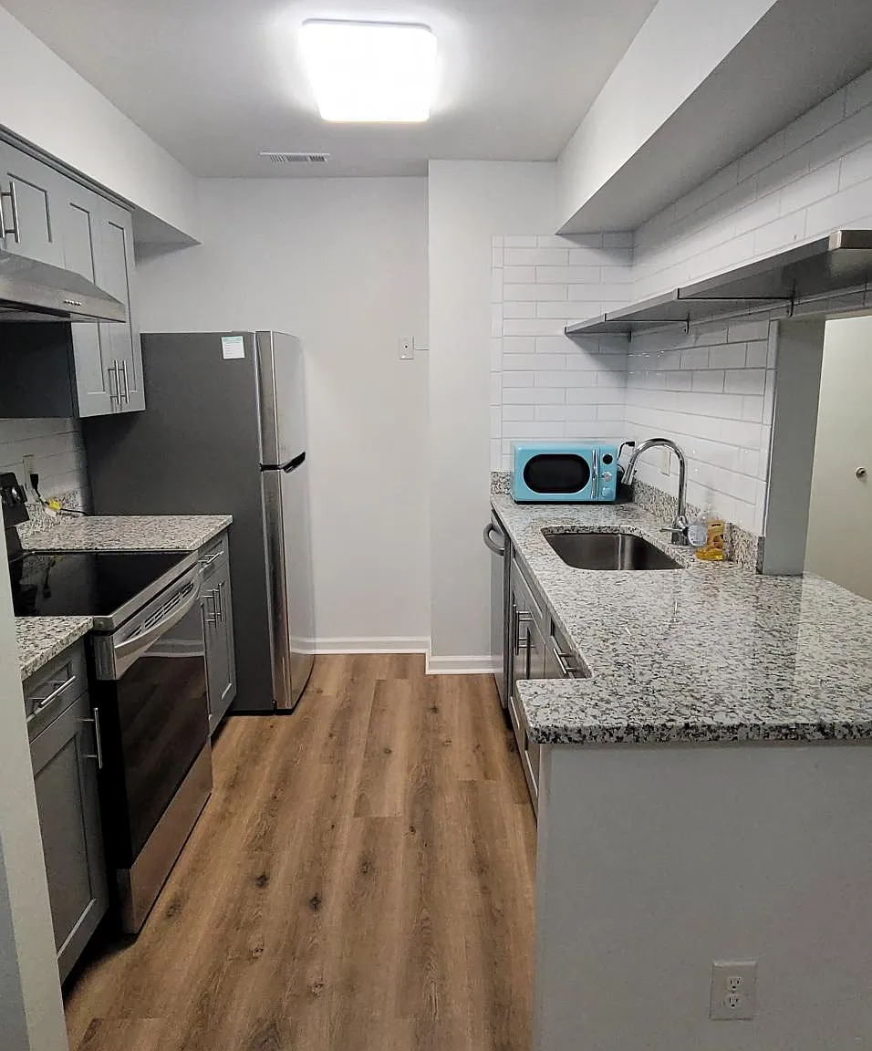 560 Candle Ln — Photo 1