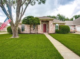 308 Hawthorne Dr, Murphy, TX 75094