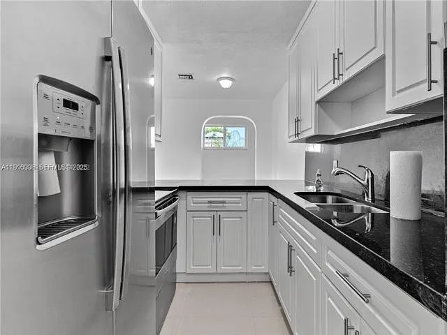 11239 SW 5th Ter #MAIN — Photo 1