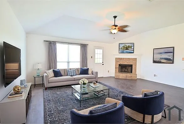 1631 Mount Zion Dr