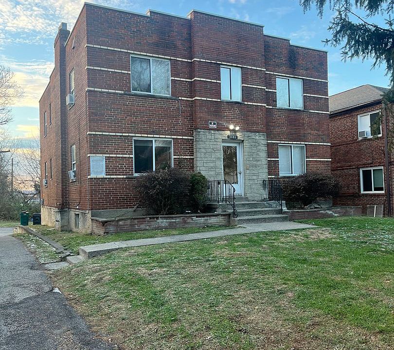 1st image of 7123 Eastlawn Dr #2