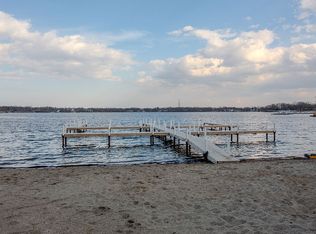 20 Natalie Ln #16, Lake Zurich, IL 60047
