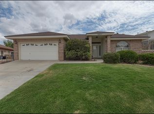 6821 Whisper Canyon Dr, El Paso, TX 79912