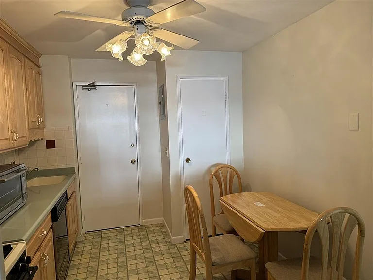 195-205 Independence Ave #228 — Photo 9